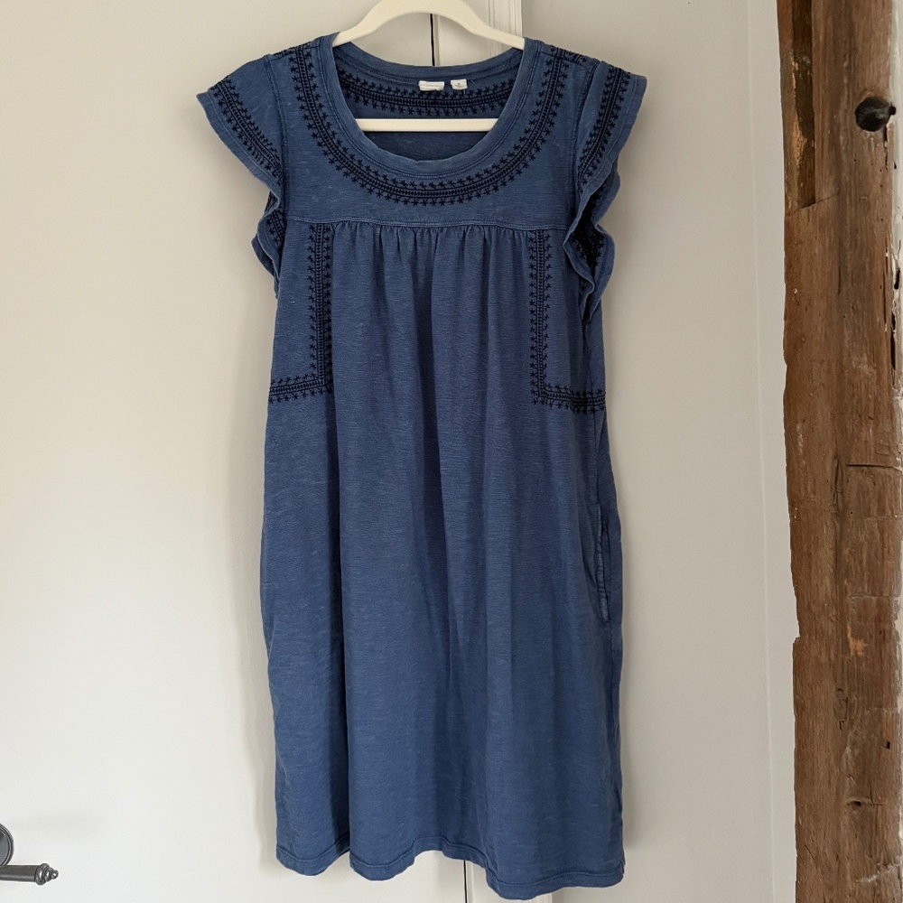 Gap Boho Blue Jersey Swing Dress with embroidered detail. Size M.